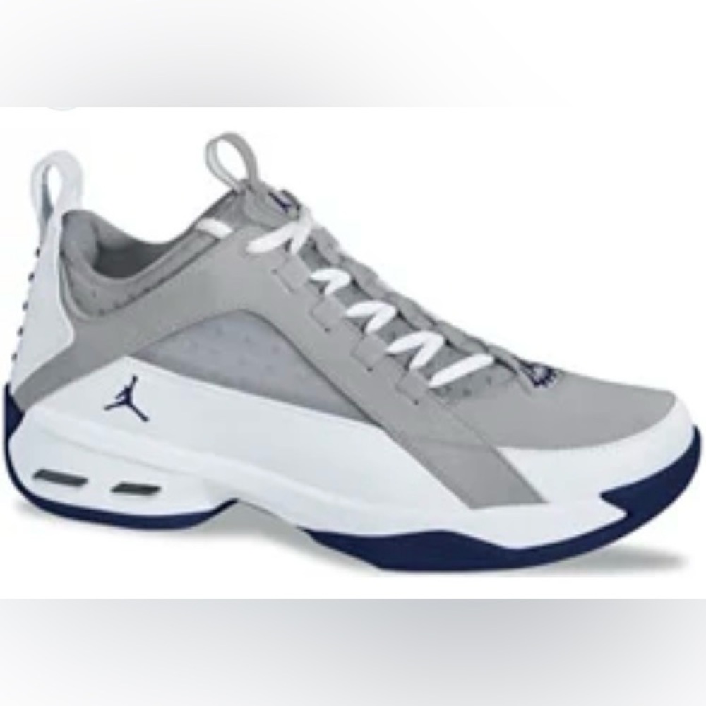 Air Jordan 1 Low Flyease Men's Gray and White Athletic Shoes